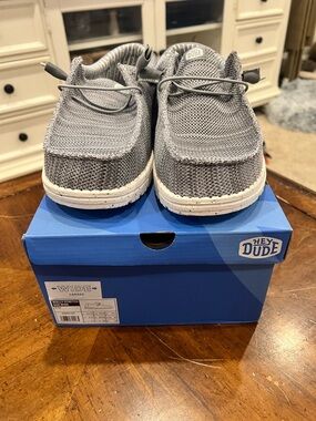 Hey Dude Men’s Shoes - 11 WIDE